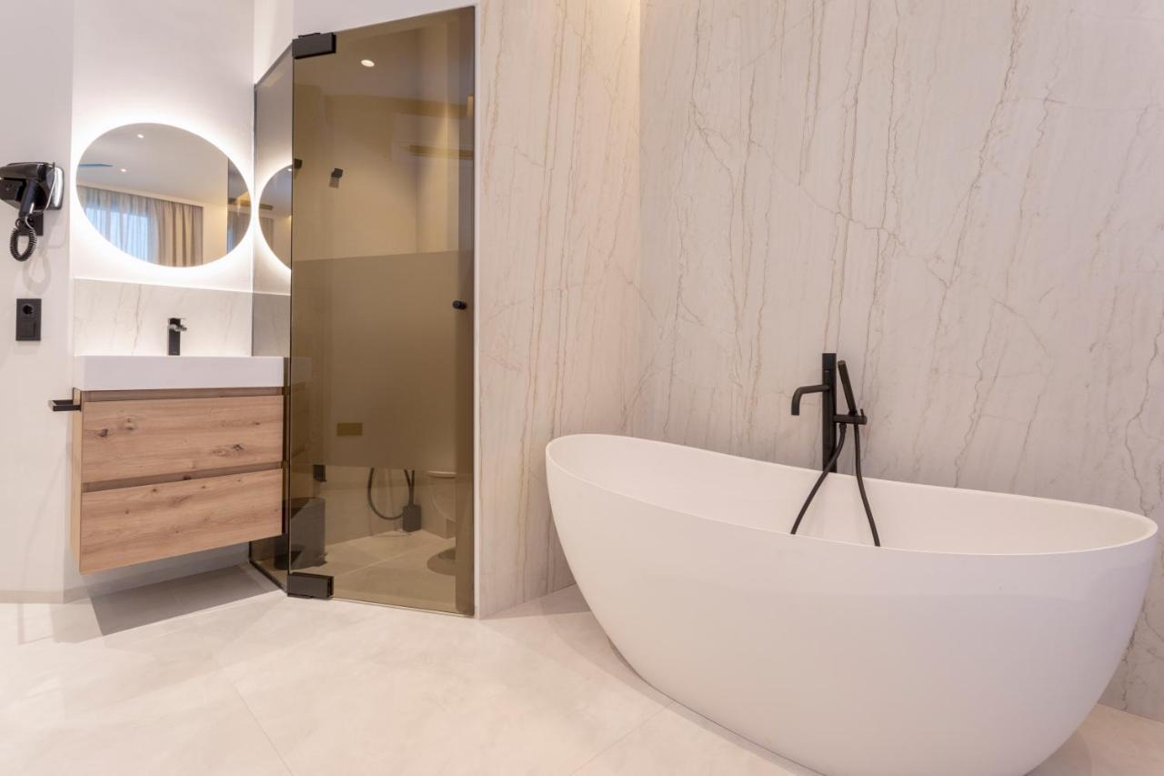 Magnificent Renovated 2Bd 2Bth Duplex With Backyard - City Centre Malaga Zewnętrze zdjęcie